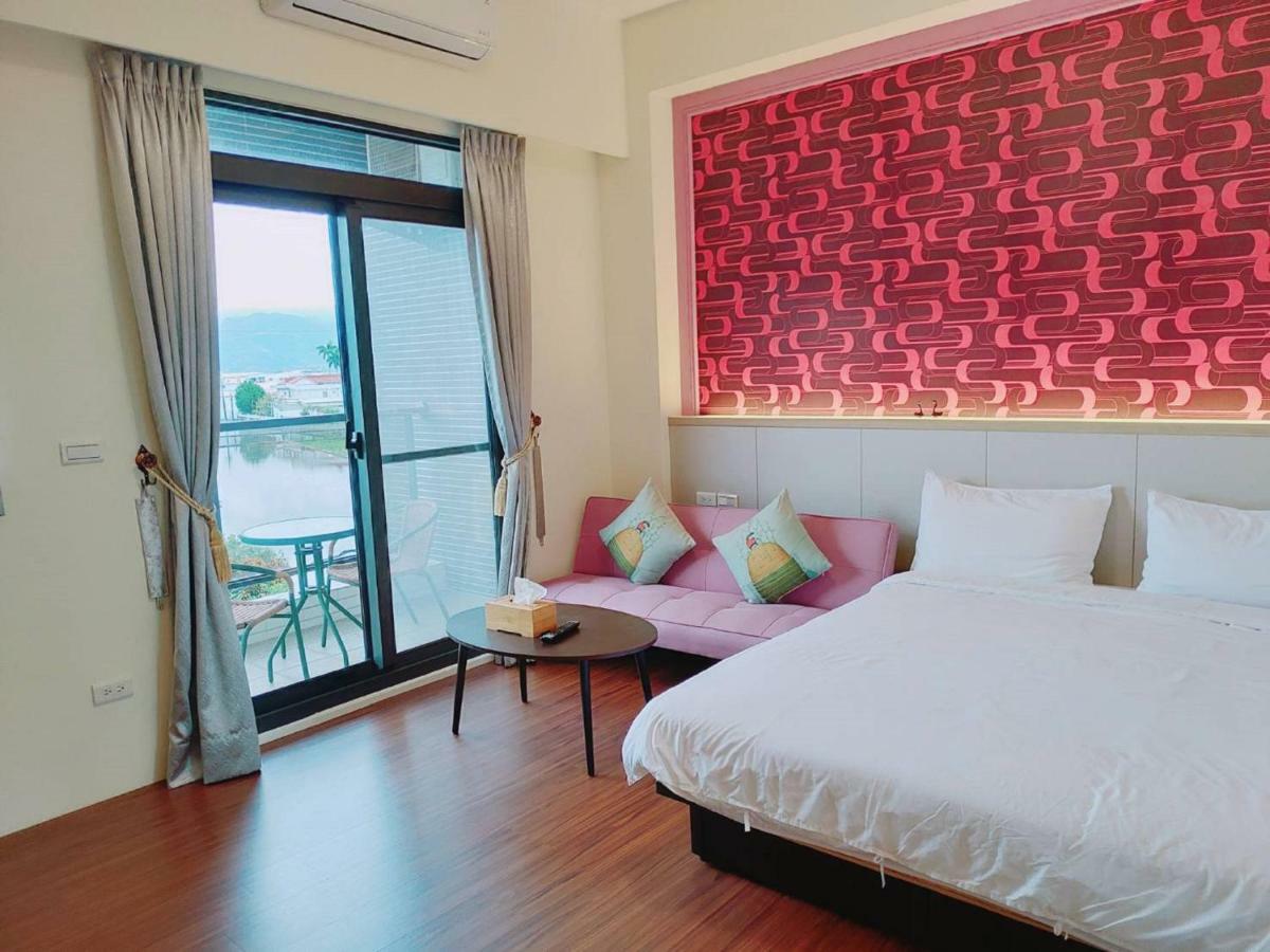 Light Travel Apartment Luodong Luaran gambar